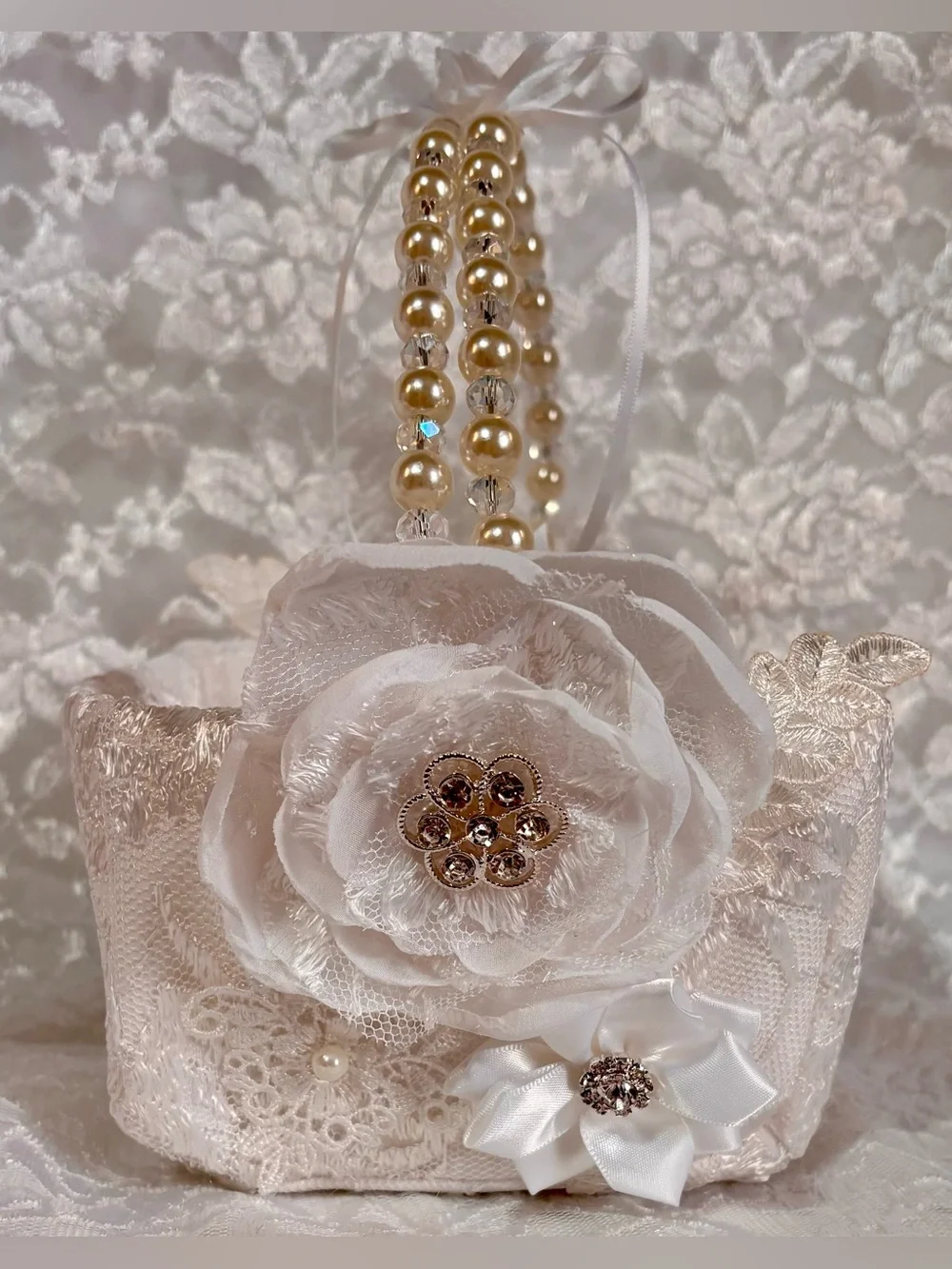 🤍 Handmade Solid White Lace Ring Pillow and Flower Basket Set